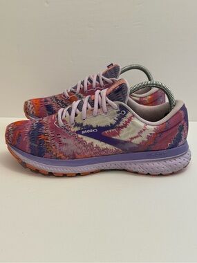 Brooks Women's Purple Pink Orange Patterned Athletic Running Shoes